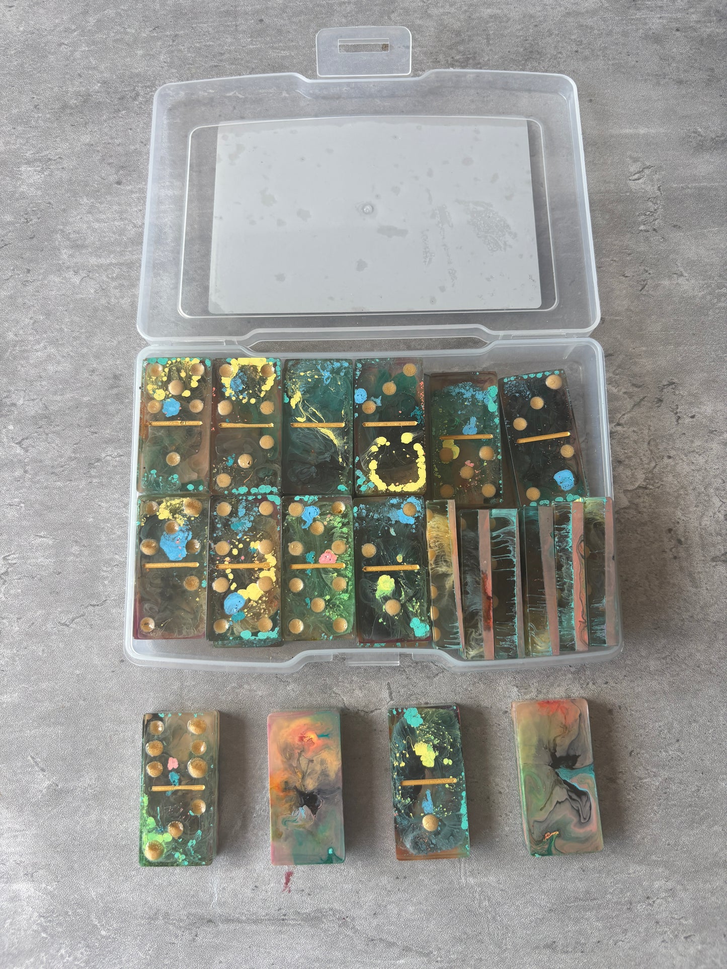 Multi-Color 28-Piece Resin Domino Set