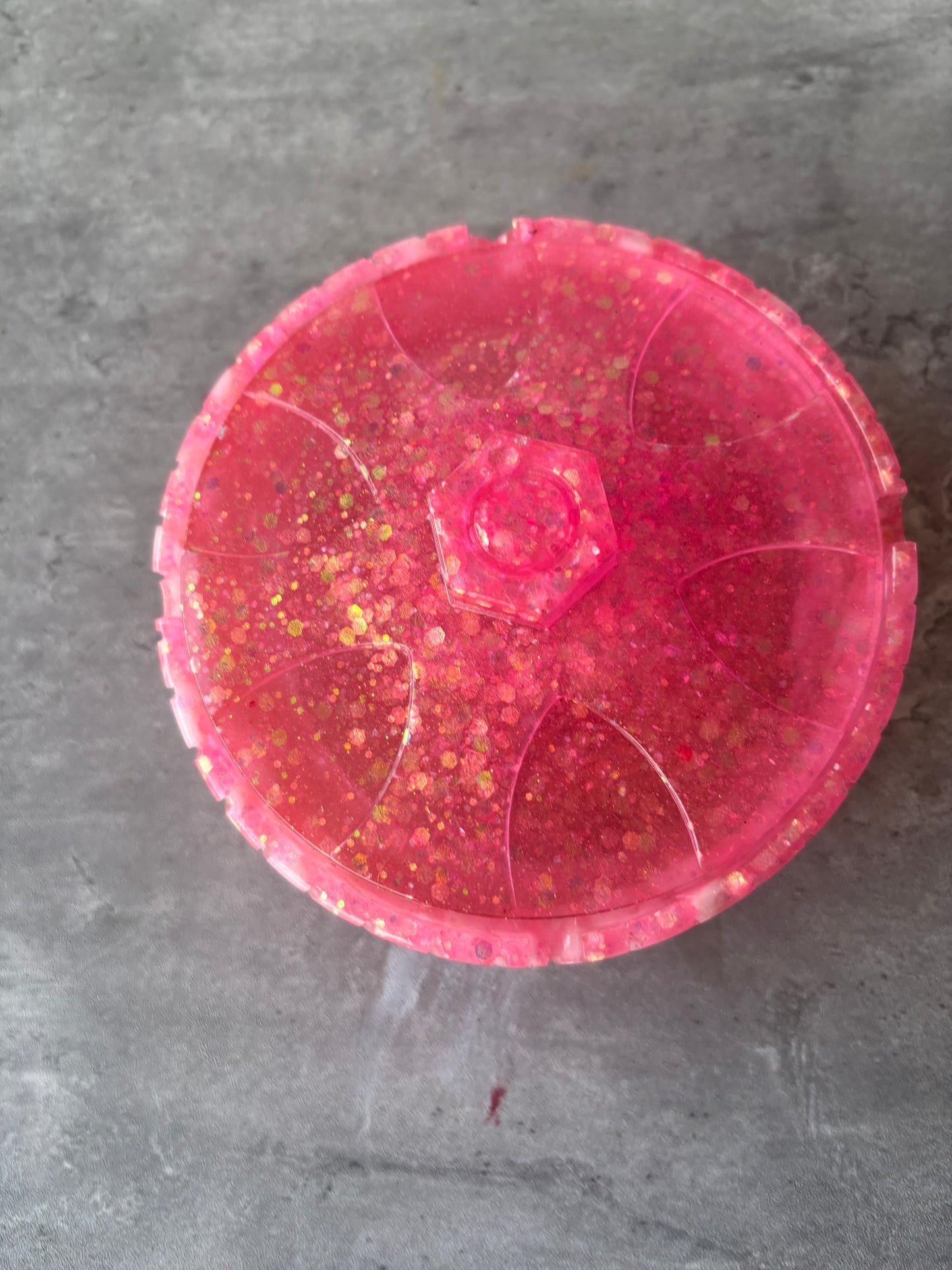 Glow In The Dark - Wheel Ashtray &amp; Jewelry Holder